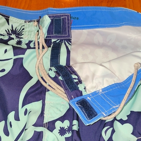 J.Crew Mens Tropical 9" Board Trunks - Picture 13 of 15